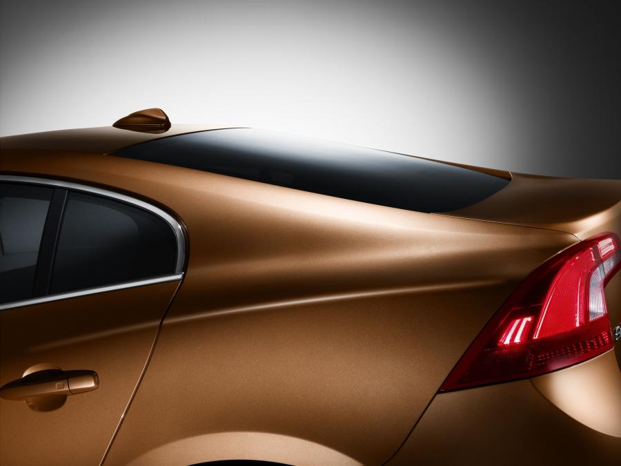  Volvo S60 2010 года  (фото 58 из 226)